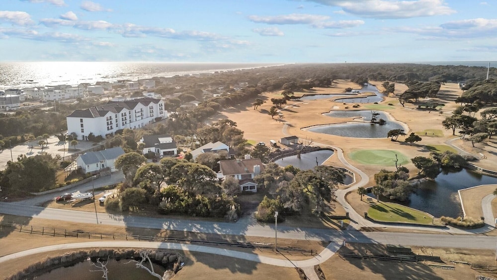 Fore Your Delight 3 Bedroom Townhouse