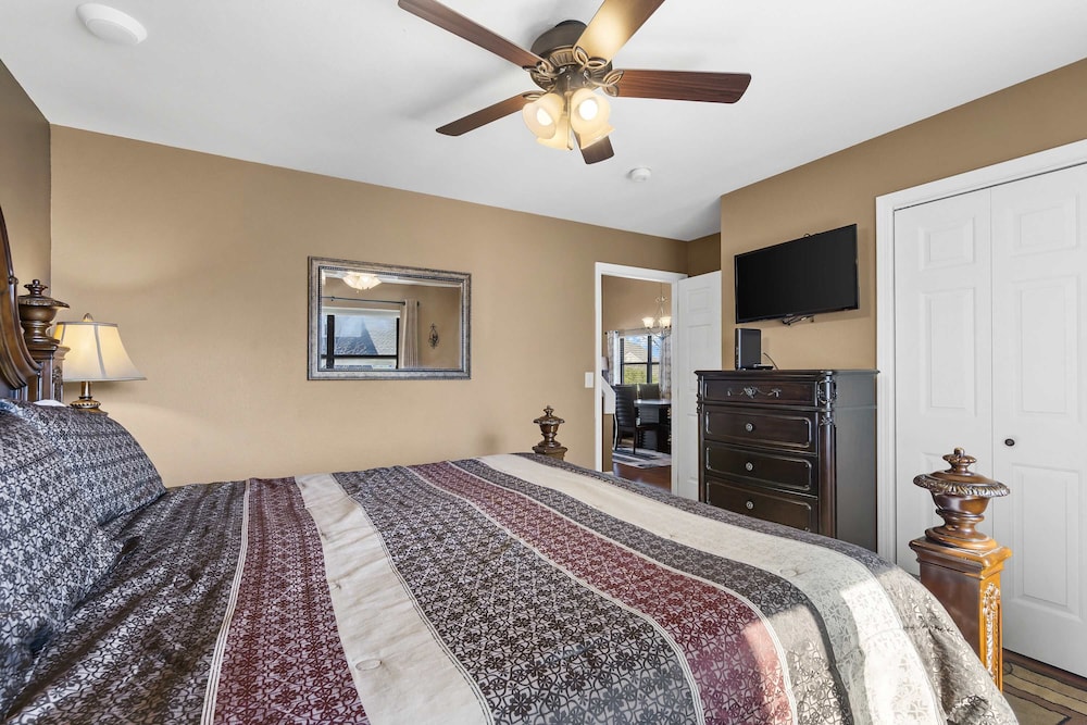 Branson Blessing Condo for 8!
