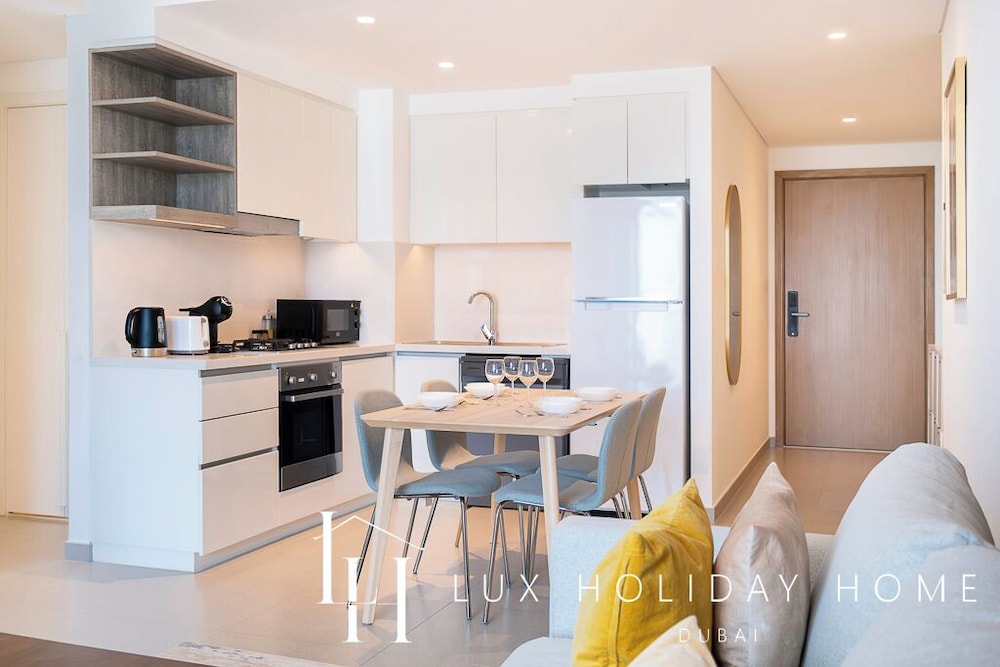 LUX The Downtown Zabeel View Suite