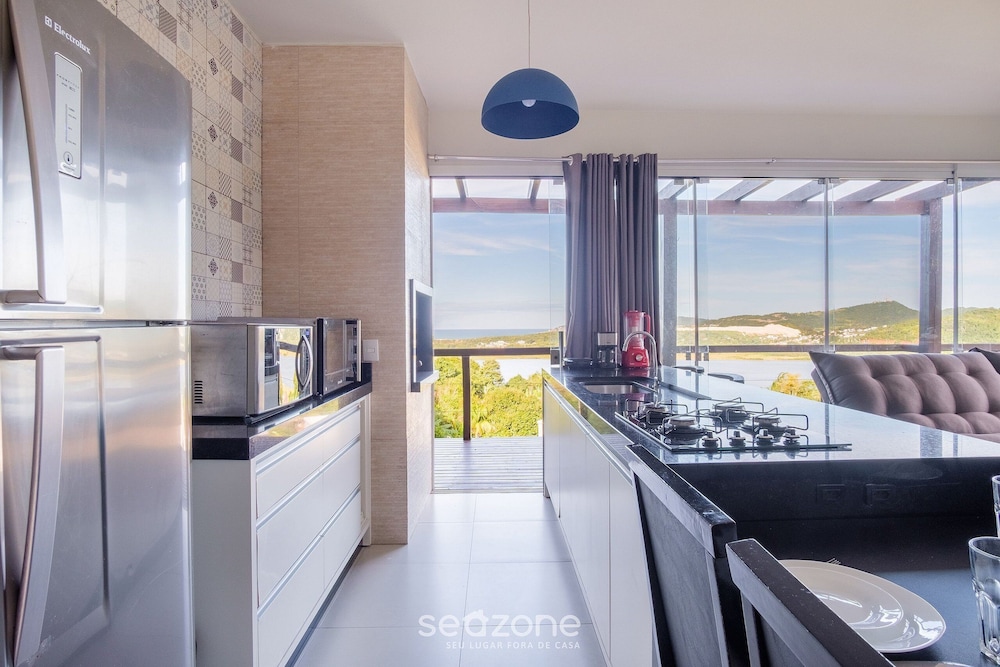 House With Lagoon View and Barbecue Ctm0000