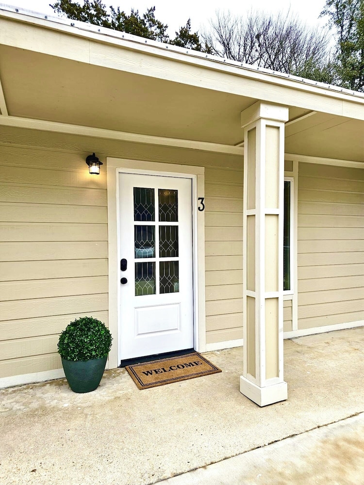 Belton Lakehouse