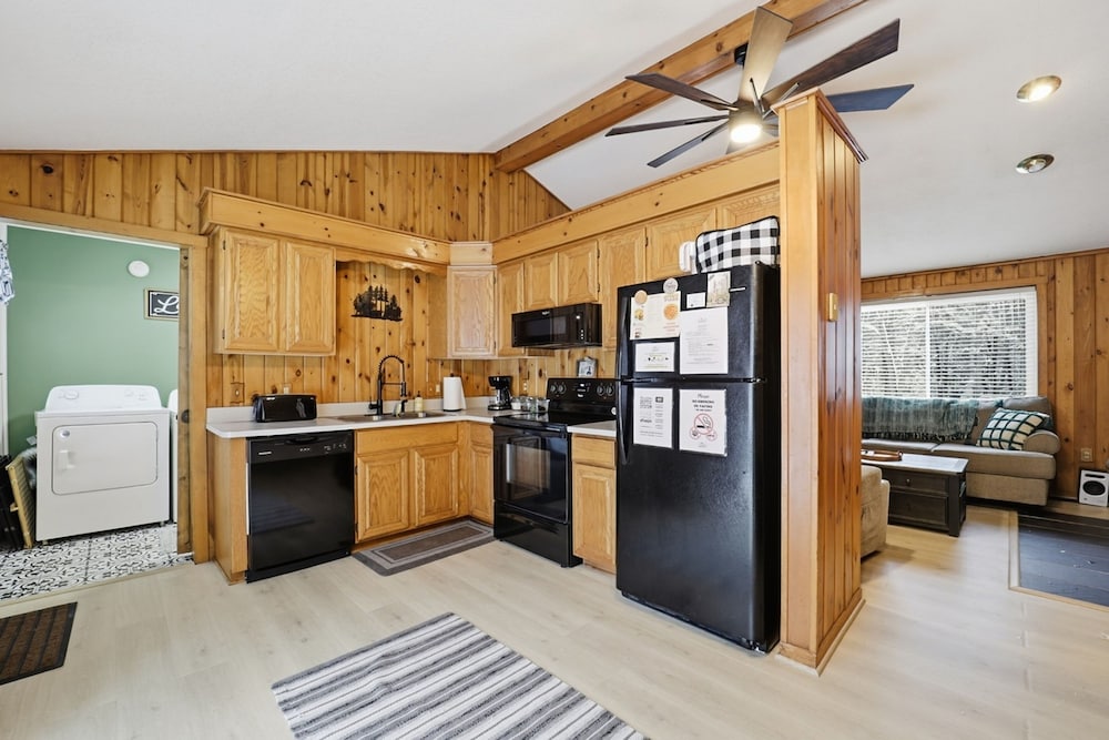 Lewiston Landing: Cozy Lake Access Getaway 3 Bedroom Home