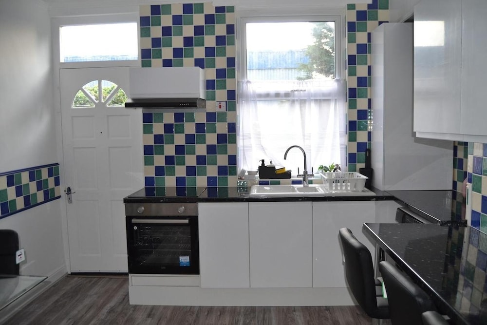 Modern Home Close to City Centre