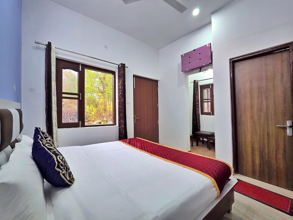 Dhauladhar Inn