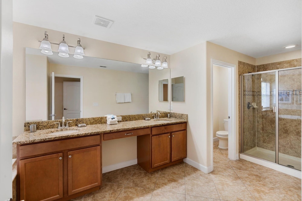 Paradise Palms Resort 5 Bedroom Home with Spa 5 Home