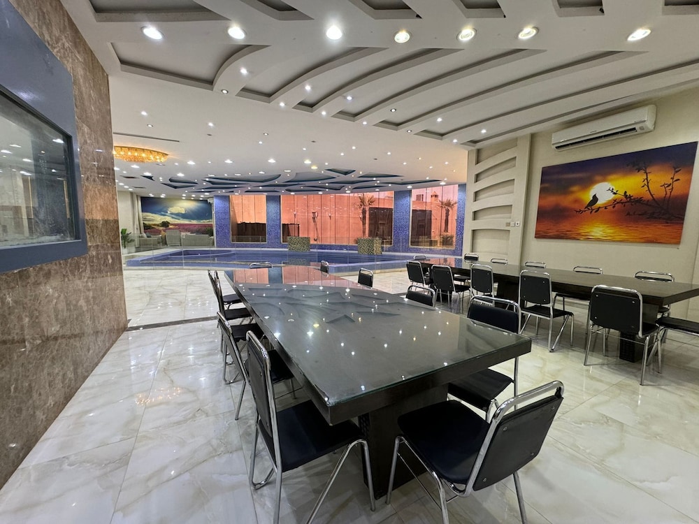 meeting & event spaces