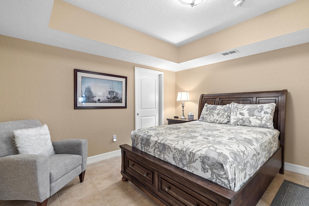 Oceanwalk 12-402
