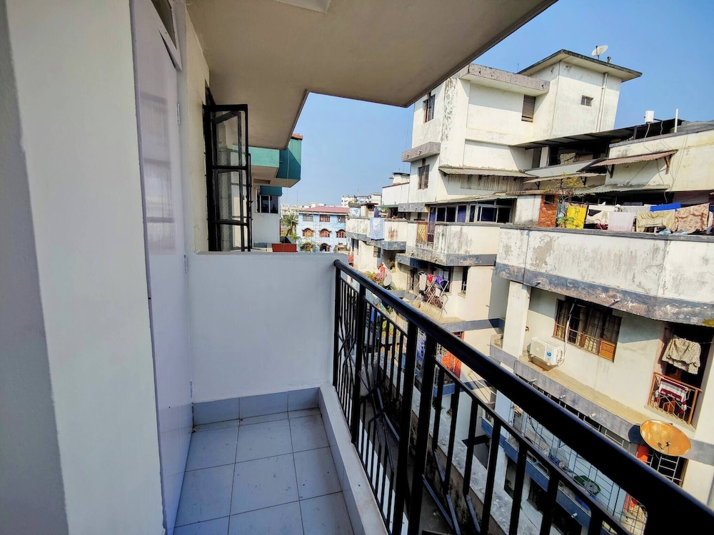 Cozy Guwahati Apartment With City & Mountain Views