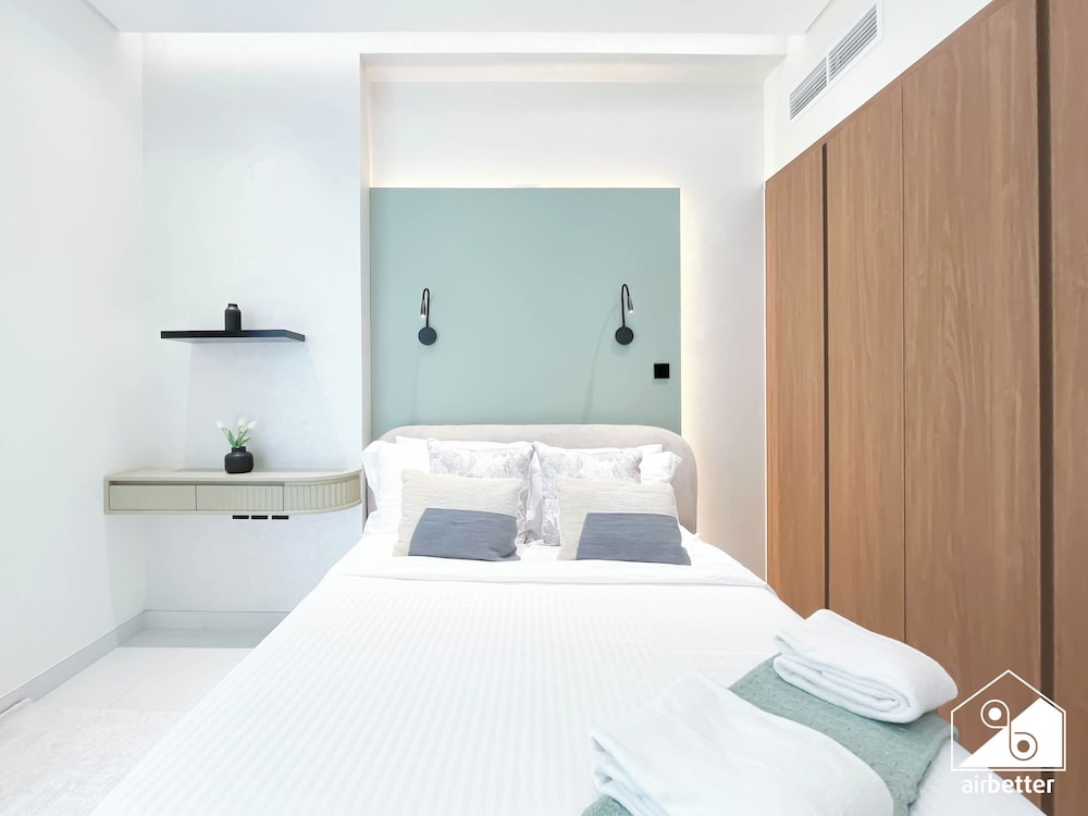 Exclusive 1BR Modern Comfort & Prime Location