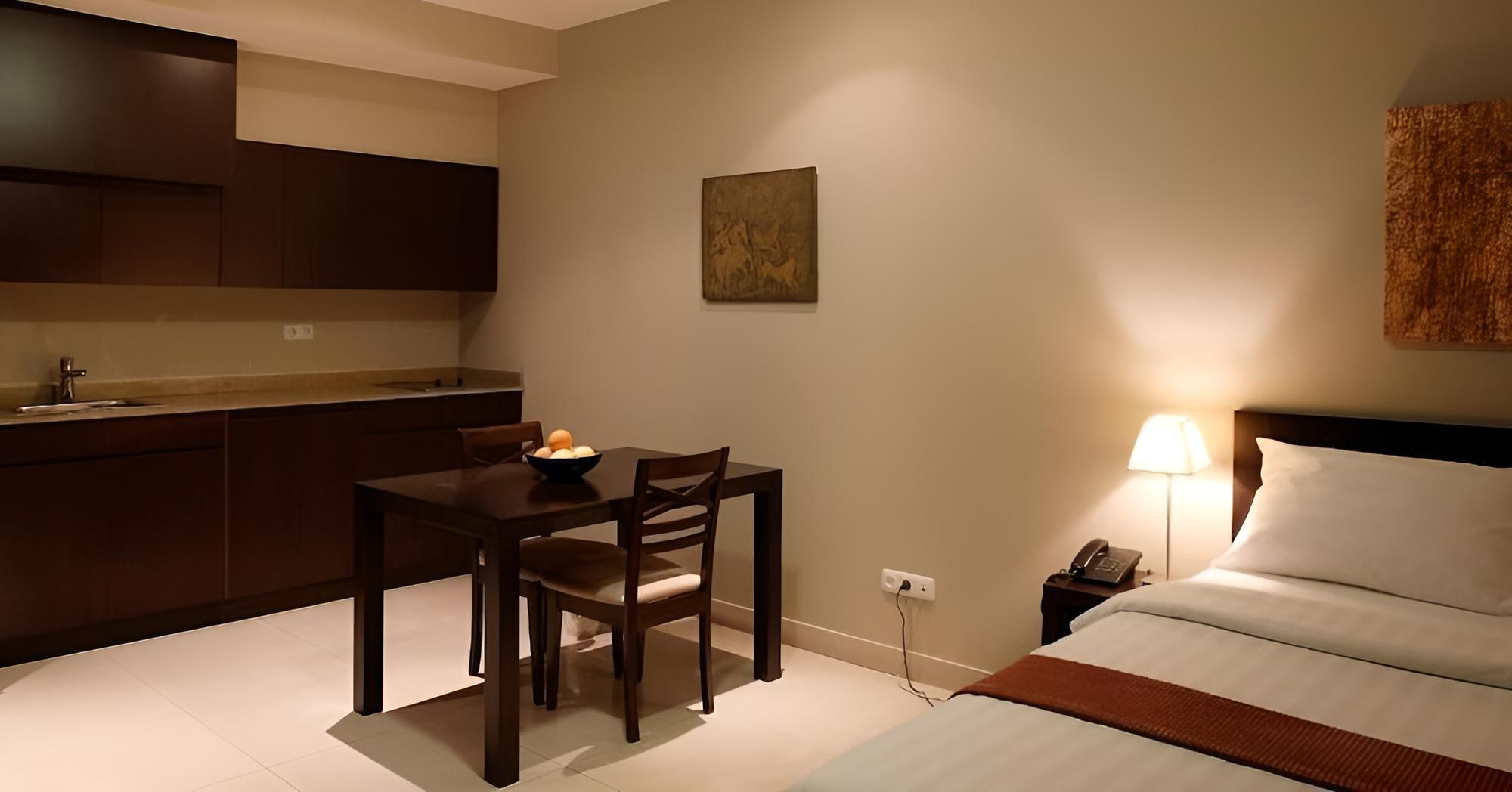 Hotel Meg