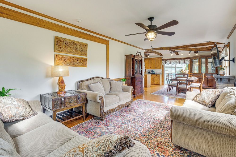 Walk to Dtwn Warsaw: Family Home w/ Deck!