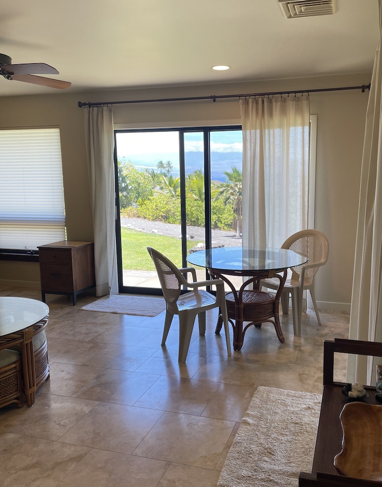 Kohala Estate Home 3 Bedroom Estate by RedAwning