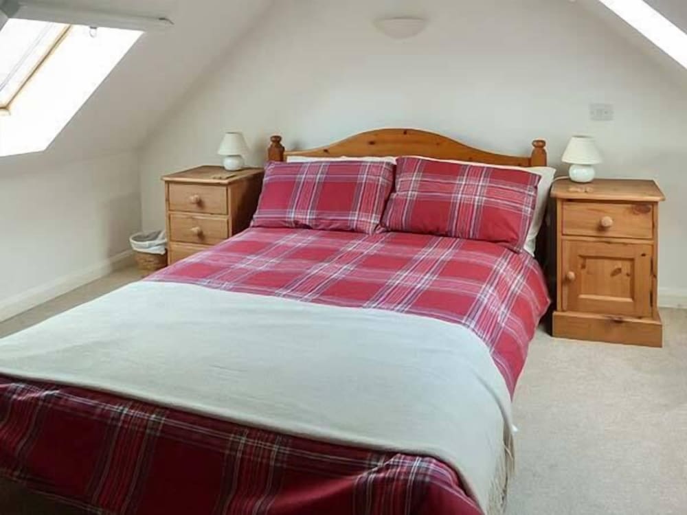 Creag Mhor Cottage view 5