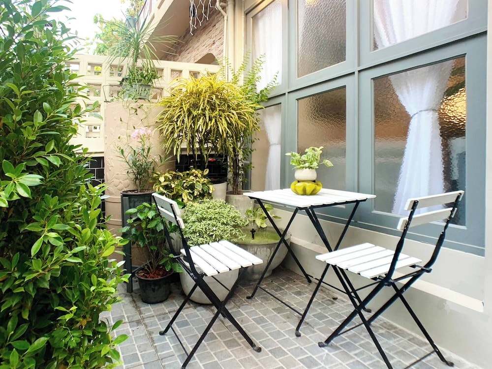 Stylish 3-bedroom Townhome in Heart of Bangkok