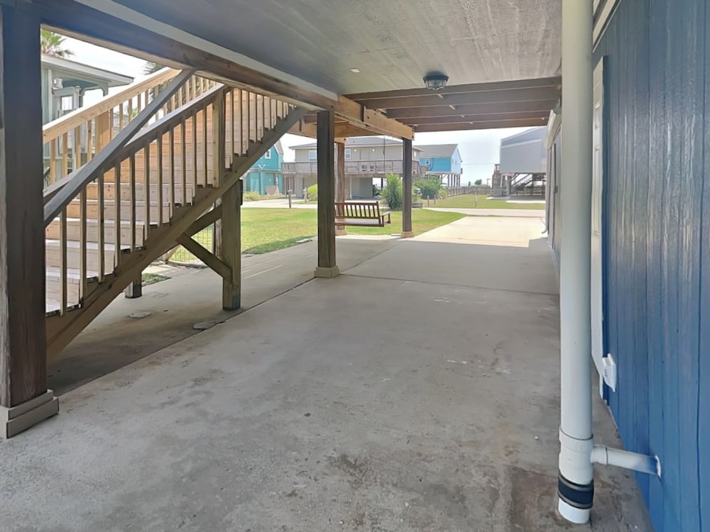 Ocean Oasis by Ryson Vacation Rentals