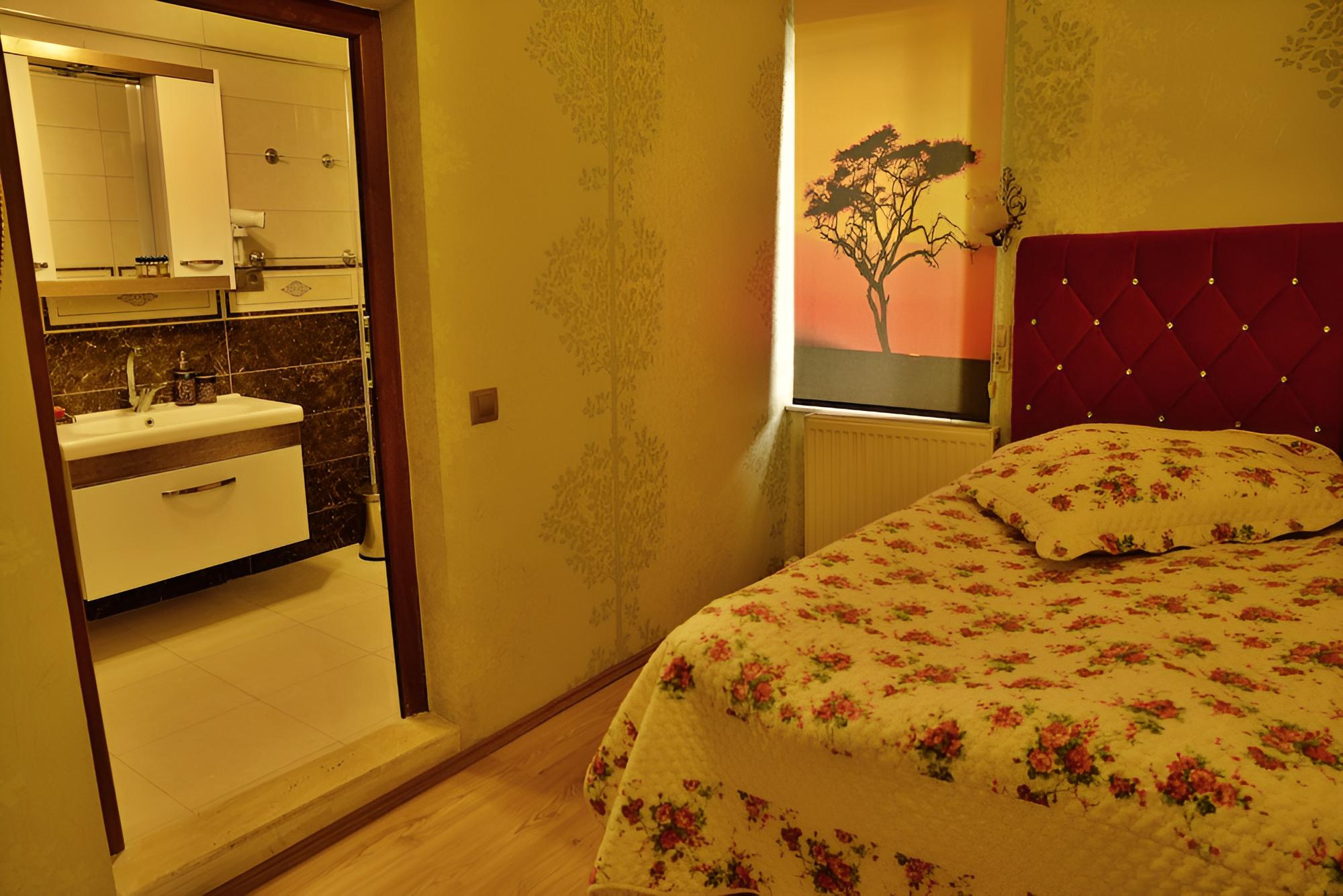 Dedeli Deluxe Hotel