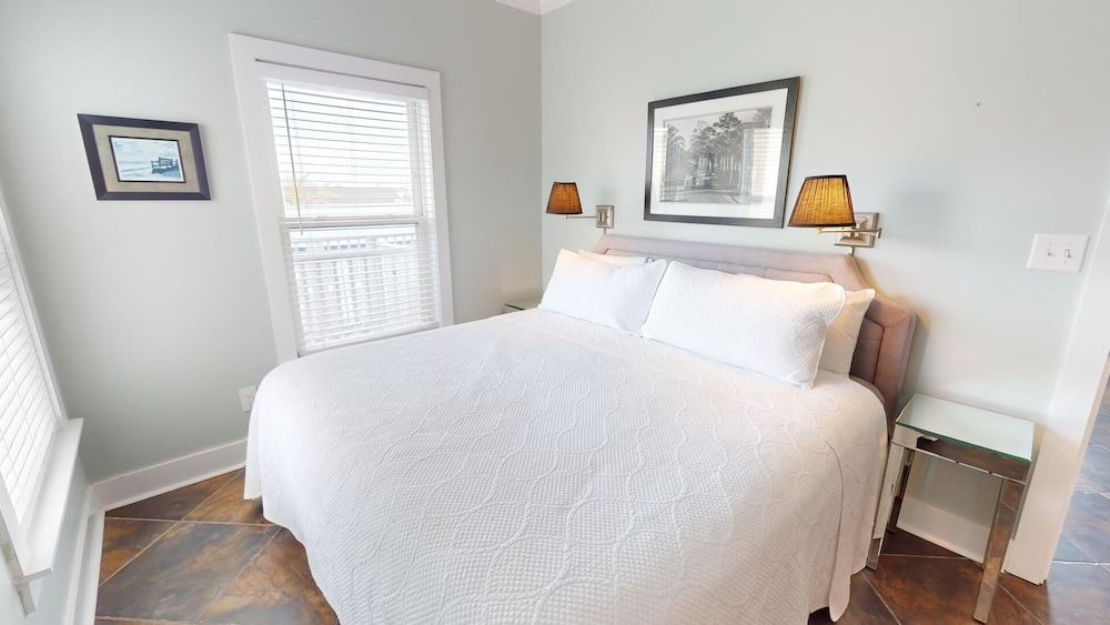 Oceanview A by Tybee Vacation Rentals
