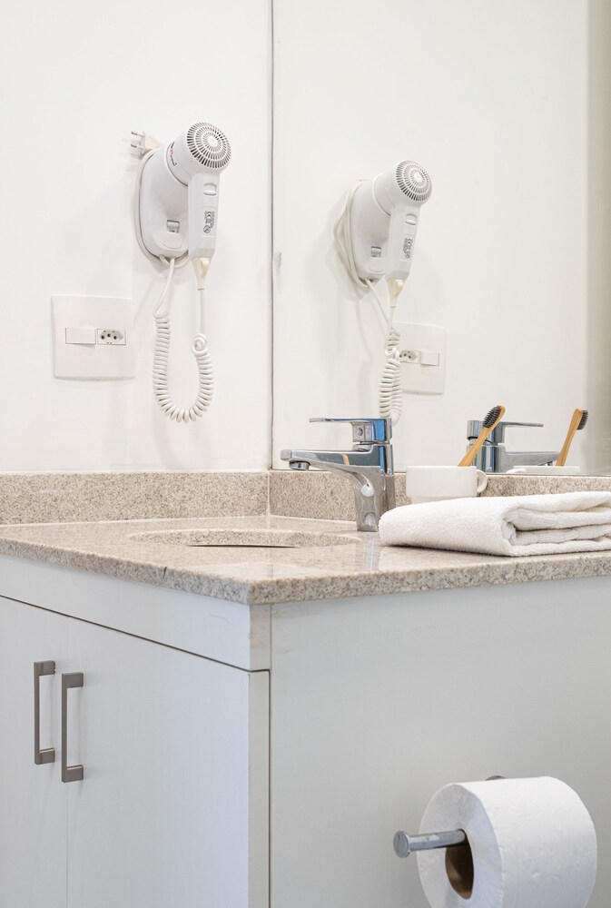Setin Downtown Genebra by Viva - Apartamentos completos na Bela Vista com piscina