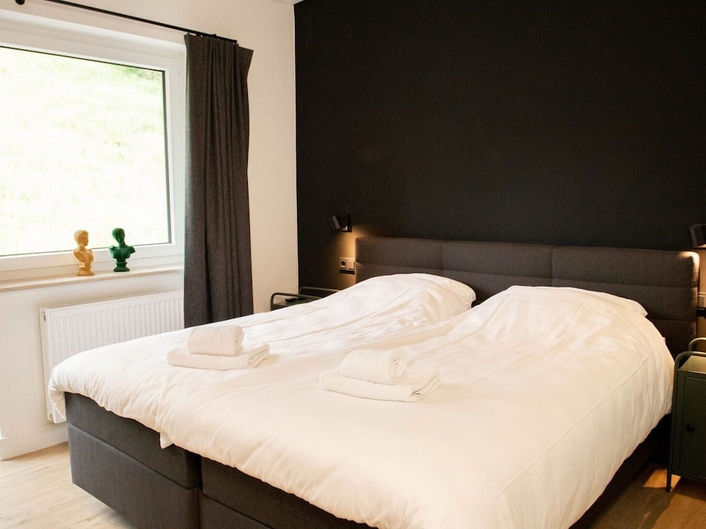 Cosy Flat on the ski Slope Near Winterberg view 4