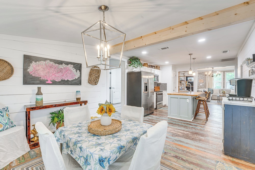 Walk to Boat Ramp: Newly Remodeled Seadrift Home!