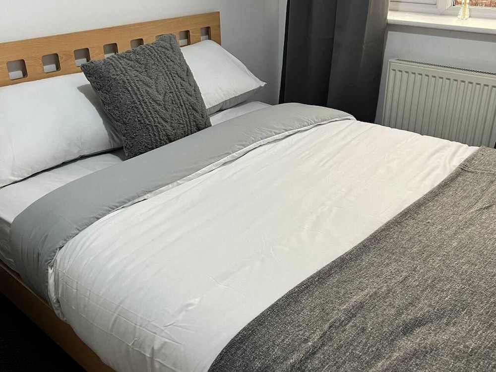 3bedroom- Near to Station-private Garden-wifi