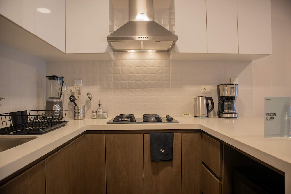 w Stunning 1BR w Terrace in Miraflores