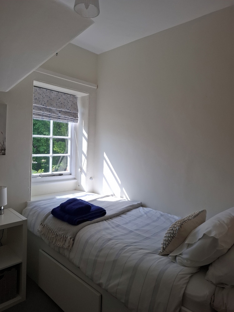 Myrtle Cottage