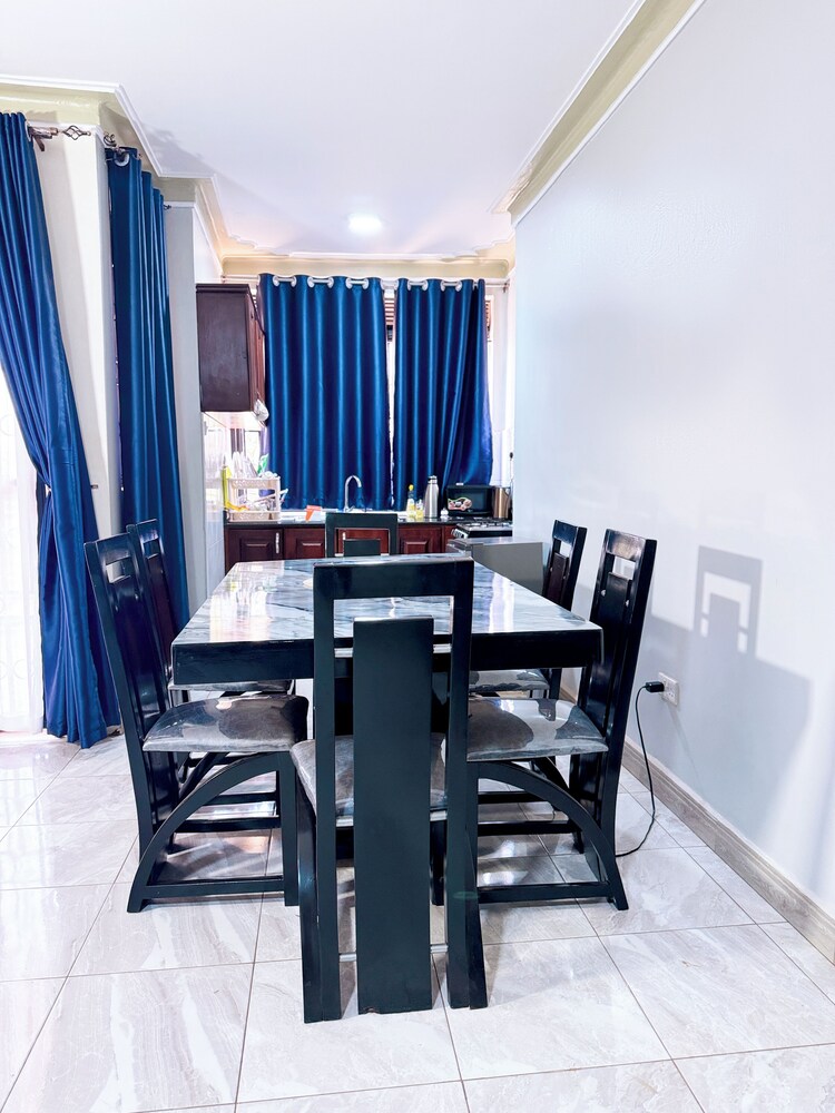 Seil Apartments