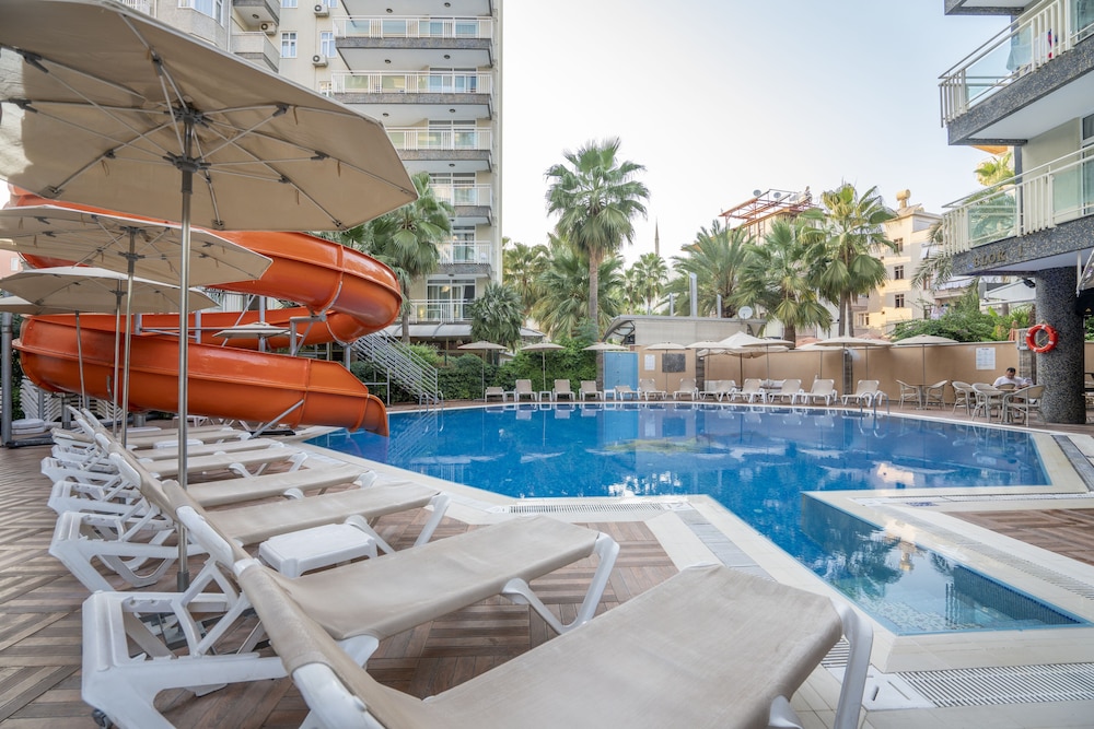 Carmen Suite Otel - Image 5