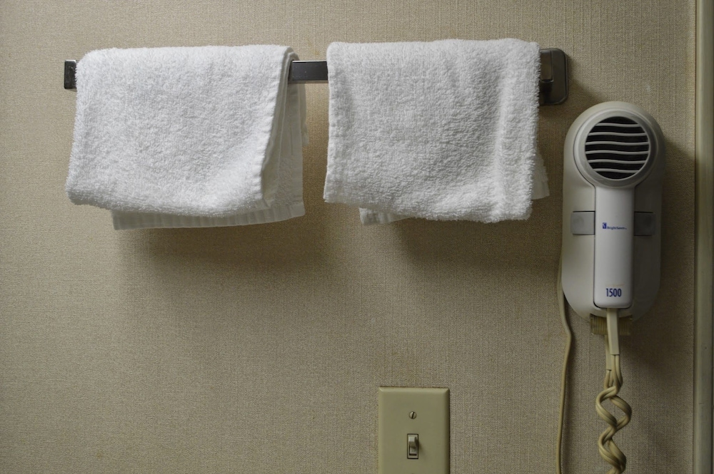 Economy Inn