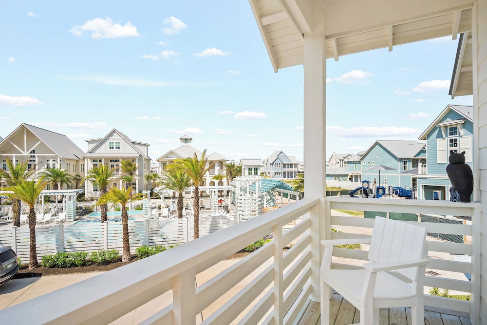 580 SOU Daybreak