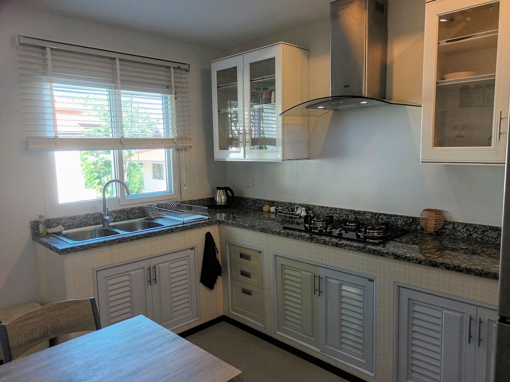 Peaceful 1 BR home in private residence view 5