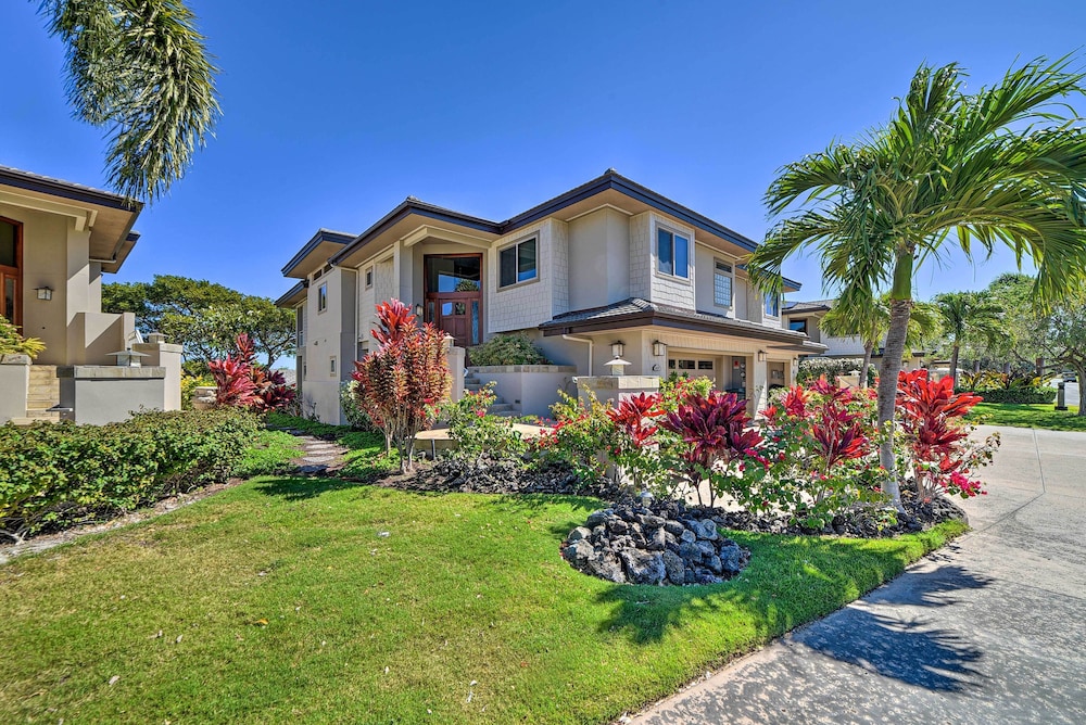 Resort Townhome w/ Nearby Beach Club Access! view 5