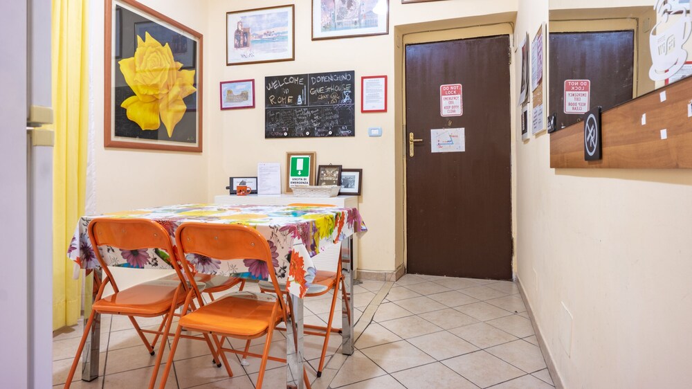Domenichino guest house