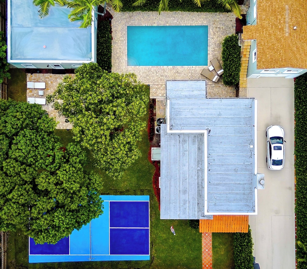West Palm Oasis