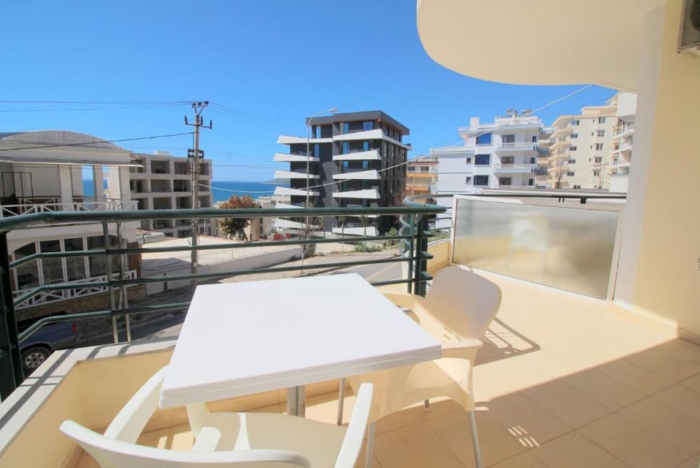 AR Apartments