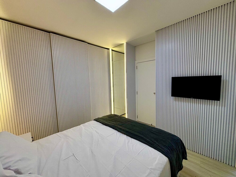 Apt With 3 Suites, Barbecue and sea View Den1301