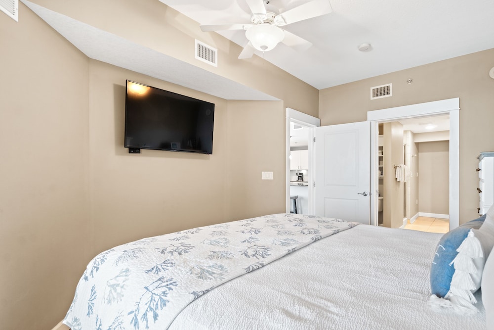 Grand Panama Beach Resort by Panhandle Getaways