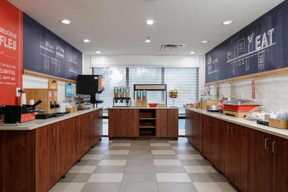 Hampton Inn Bellevue / Nashville-I-40 West - Property Image 1