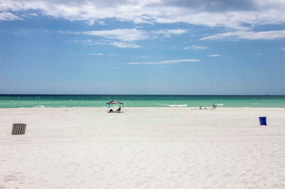 Steps to the Beach: PCB Condo w/ Balcony!