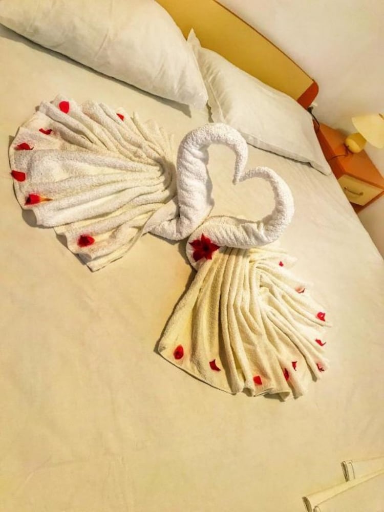 Sea View - Cosy & Comfortable - A4 Somina view 2