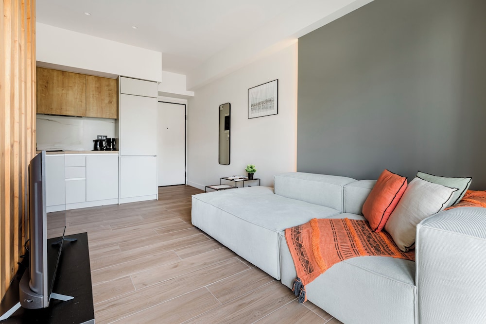 Brisk - Chic 1-BR Apartment in Athens