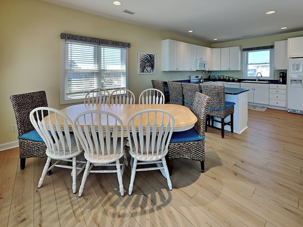 Summer Wynd by Topsail Realty