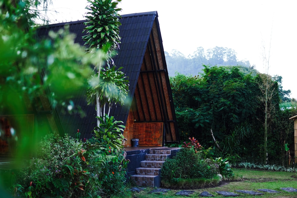 Bamboo Mount Batur and Hot Spring view 5