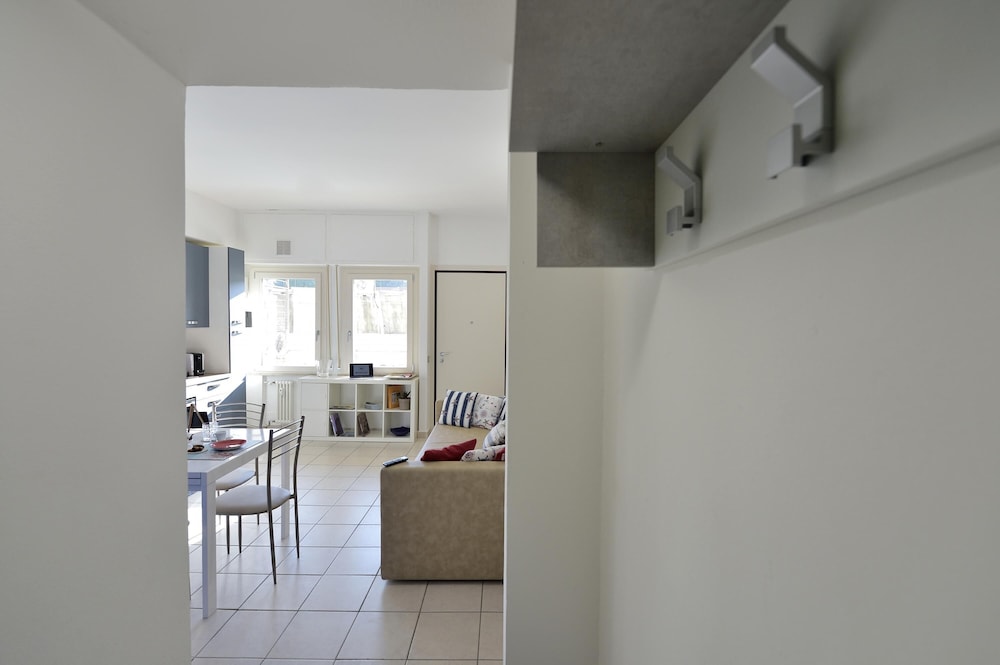 Purpo in Cattolica With 1 Bedrooms and 1 Bathrooms view 4