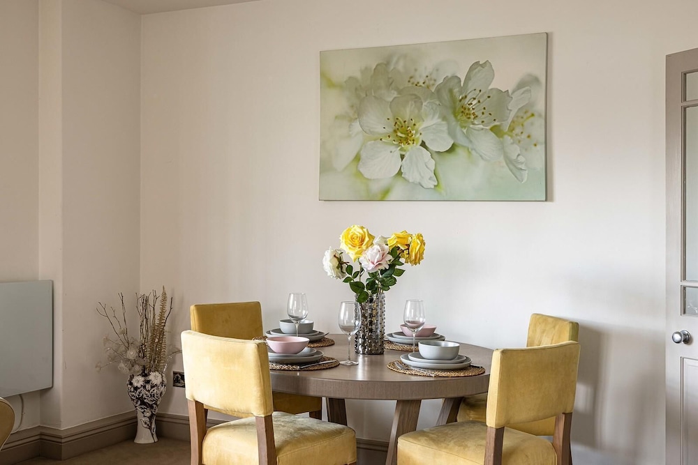 Luxury 2 Bed Chelsea Knightsbridge Horizon