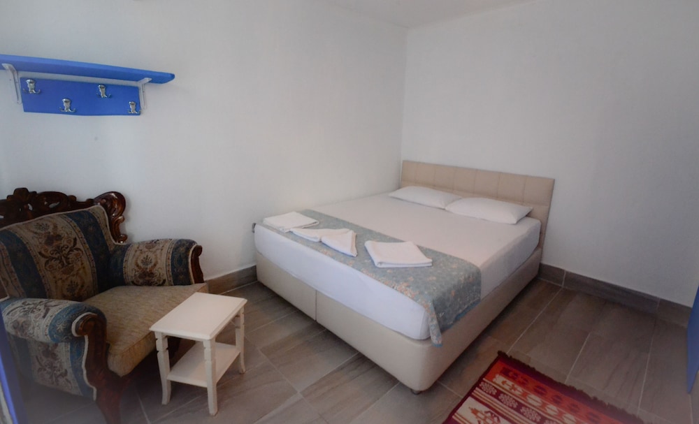 Ayvalik Moda Pansiyon - Image 51