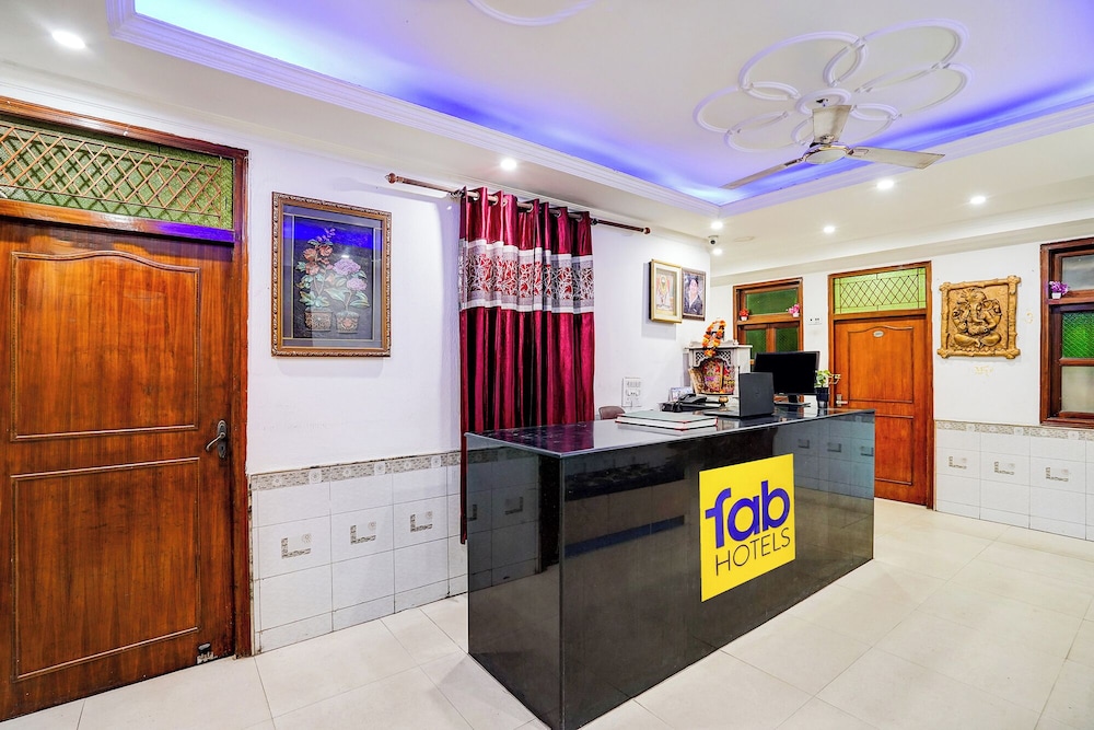 Fabhotel Sehrawat