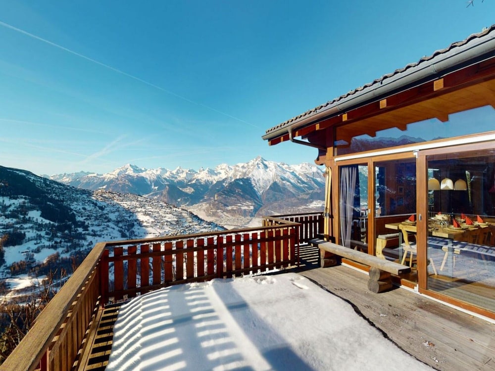 Chalet in the Heart of Valley With Balcony