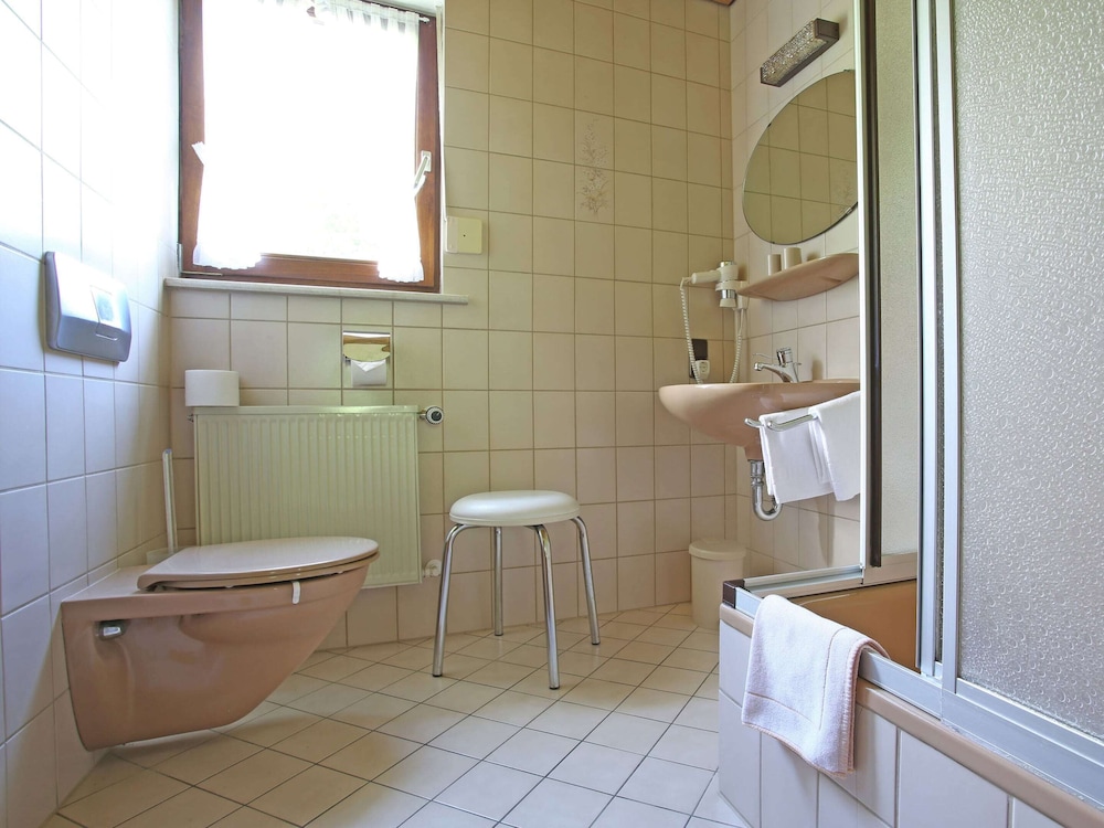 Charming Apartment With Balcony, Garden, BBQ, Parking, Heating view 4
